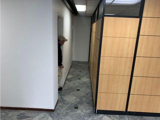Foto 10 de La Paz, Oficina en renta, 160 m2, 5 ambientes, 2 baños, 1 parqueadero