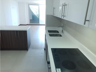 Gonzalez Suarez, Departamento en renta, 112 m2, 2 habitaciones, 3 baños, 2 parqueaderos