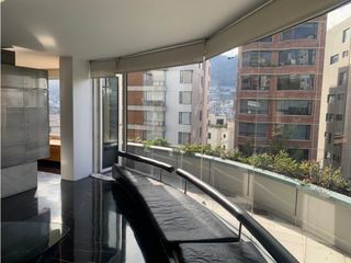 Gonzalez Suarez, Departamento en renta, 307 m2, 3 habitaciones, 4 baños, 2 parqueaderos