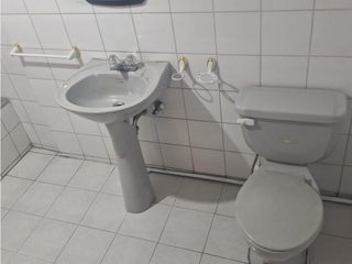 Foto 3 de Mariana de Jesús, Oficina en renta, 76 m2, 3 ambientes, 1 baño, 1 parqueader
