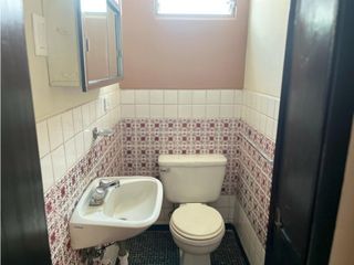 Foto 4 de Rumipamba, Oficina en renta, 220 m2, 7 ambientes, 4 baños, 1 parqueadero