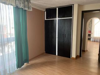 Foto 2 de Rumipamba, Oficina en renta, 220 m2, 7 ambientes, 4 baños, 1 parqueadero