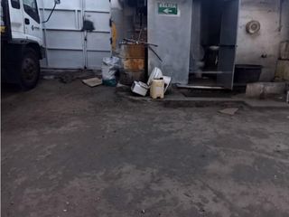 Foto 9 de Solca, Bodega en renta, 2 ambientes, 1 baño, 3 parqueaderos