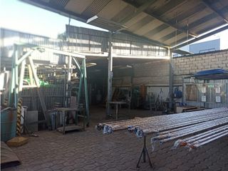 Foto 5 de Solca, Bodega en renta, 2 ambientes, 1 baño, 3 parqueaderos