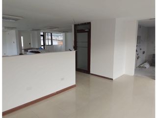 Foto 23 de La Y , Oficina en renta, 130 m2, 3 ambientes, 2 baños