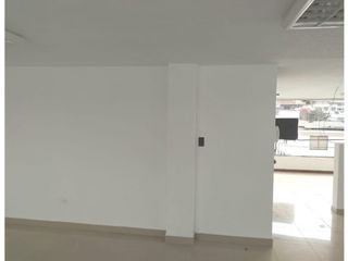 Foto 12 de La Y , Oficina en renta, 130 m2, 3 ambientes, 2 baños