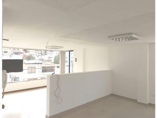 Foto 13 de La Y , Oficina en renta, 130 m2, 3 ambientes, 2 baños