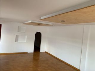 Foto 3 de La Luz, Oficina en renta, 60 m2, 2 ambientes, 1 baño, 1 parqueadero