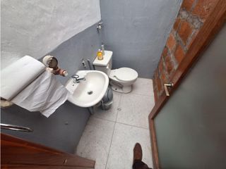 Foto 9 de La Primavera, Oficina en renta, 30 m2, 1 ambiente, 1 baño