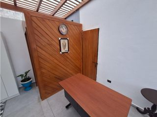 Foto 4 de La Primavera, Oficina en renta, 30 m2, 1 ambiente, 1 baño