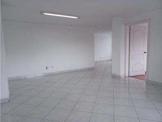 Foto 10 de Parque de los Recuerdos, Oficina en renta, 90 m2, 4 ambientes, 1 baño, 1 parqueadero