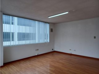 Parque de los Recuerdos, Oficina en renta, 90 m2, 4 ambientes, 1 baño, 1 parqueadero