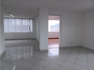 Foto 1 de Parque de los Recuerdos, Oficina en renta, 90 m2, 4 ambientes, 1 baño, 1 parqueadero