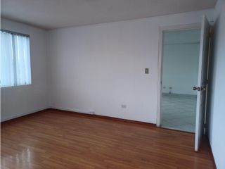 Parque de los Recuerdos, Oficina en renta, 90 m2, 4 ambientes, 1 baño, 1 parqueadero