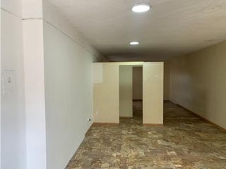 Foto 3 de La Pradera, Local Comercial en renta, 65 m2, 2 ambientes, 1 baño, 1 parqueadero
