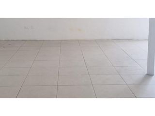 San Rafael, Local en renta, 100 m2, 2 ambientes, 1 baño, 1 parqueadero