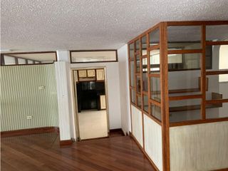 Foto 16 de La Carolina, Oficina en renta, 250 m2, 10 ambientes, 5 baños, 3 parqueaderos