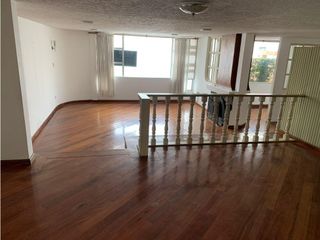 Foto 18 de La Carolina, Oficina en renta, 250 m2, 10 ambientes, 5 baños, 3 parqueaderos