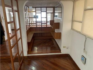 Foto 11 de La Carolina, Oficina en renta, 250 m2, 10 ambientes, 5 baños, 3 parqueaderos