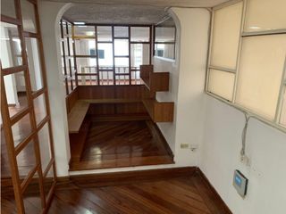 Foto 10 de La Carolina, Oficina en renta, 250 m2, 10 ambientes, 5 baños, 3 parqueaderos