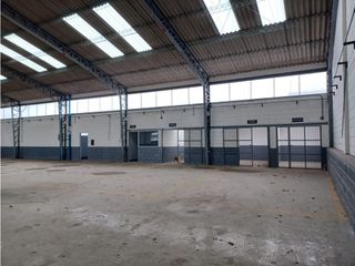 Foto 7 de La Kennedy, Galpón en renta, 860 m2, 4 ambientes, 4 baños, 20 parqueaderos