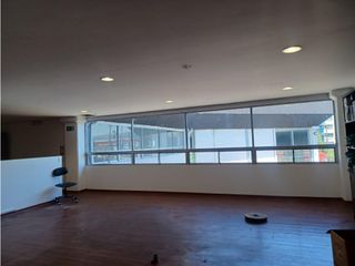 Foto 6 de La Kennedy, Oficina en renta, 335 m2, 15 ambientes, 4 baños, 8 parqueaderos