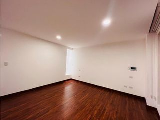 Gonzalez Suarez, Departamento en renta, 110 m2, 2 habitaciones, 3 baños, 2 parqueaderos