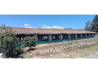 Foto 1 de Puembo, Galpón en renta, 549 m2, granja, 1 baño