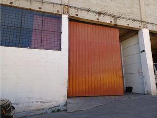 Foto 6 de Carcelén industrial, Galpón en renta, 400 m2, 2 ambientes, 1 baño, 2 parqueaderos
