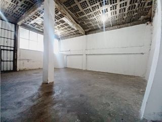 Foto 4 de Carcelén Industrial, Galpón en renta, 200 m2, 2 ambientes, 1 baño, 1 parqueadero
