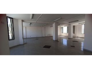 Foto 9 de Cotocollao, Casa Comercial en renta, 426 m2, 3 ambientes, 4 baños, 5 parqueaderos