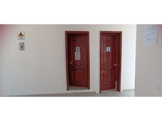 Foto 7 de Cotocollao, Casa Comercial en renta, 426 m2, 3 ambientes, 4 baños, 5 parqueaderos