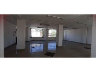 Foto 13 de Cotocollao, Casa Comercial en renta, 426 m2, 3 ambientes, 4 baños, 5 parqueaderos