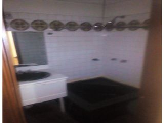 Foto 12 de La Pradera, Oficina en renta, 3 ambientes, 1 baño, 1 parqueadero
