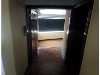 Foto 2 de La Pradera, Oficina en renta, 3 ambientes, 1 baño, 1 parqueadero