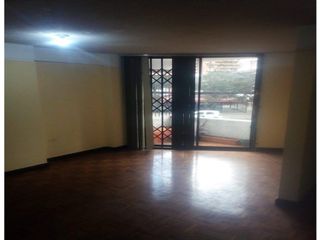 Foto 20 de La Pradera, Oficina en renta, 3 ambientes, 1 baño, 1 parqueadero