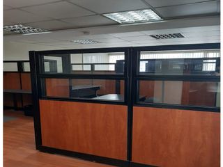 Foto 10 de La Carolina, Oficina en renta, 50 m2, 5 ambientes, 1 baño, 1 parqueadero