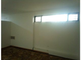 Foto 4 de La Pradera, Local Comercial en renta, 55 m2, 2 ambientes, 1 baño, 1 parqueadero