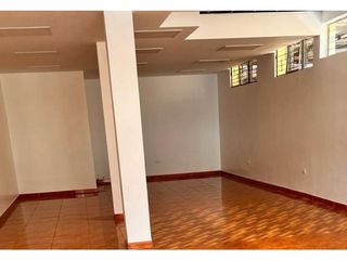 Foto 7 de La Pradera, Local Comercial en renta, 71 m2, 3 ambientes, 1 baño, 2 parqueaderos