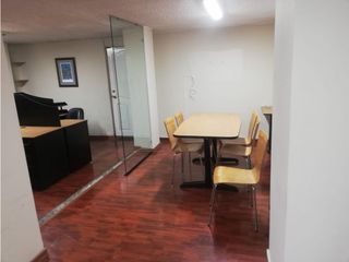 Foto 1 de Av America, Oficina en renta, 120 m2, 9 ambientes, 3 baños, 2 parqueaderos