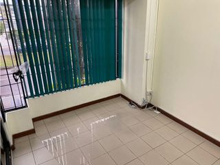 Foto 9 de El Batán, Local Comercial en renta, 100 m2, 2 ambientes, 2 baños, 5 parqueaderos