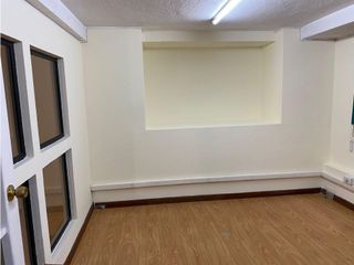 Foto 8 de El Batán, Local Comercial en renta, 100 m2, 2 ambientes, 2 baños, 5 parqueaderos