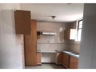 Foto 7 de La Carolina, Oficina en renta, 350 m2, 7 ambientes, 3 baños, 2 parqueaderos