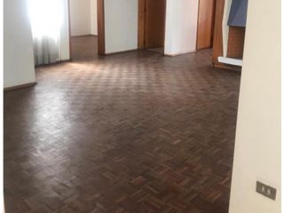 Foto 8 de La Carolina, Oficina en renta, 350 m2, 7 ambientes, 3 baños, 2 parqueaderos