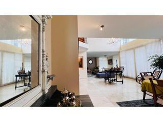 Foto 7 de Lomas de Monteserrín, Casa en venta, 600 m2, 4 habitaciones, 4 baños, 4 parqueaderos