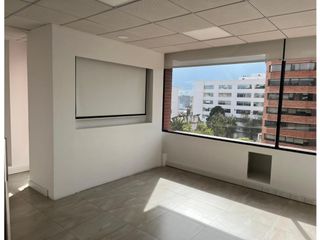 Foto 2 de La Coruña, Oficina en renta, 200 m2, 8 ambientes, 2 baños, 5 parqueaderos