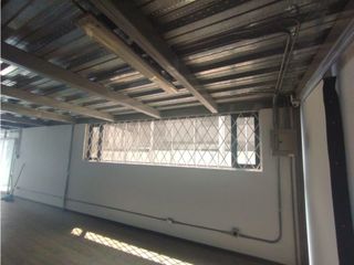 Foto 14 de Rumiñahui, Local Comercial en renta, 2 ambientes, 1 baño, 8 parqueaderos