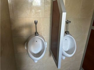 Foto 8 de Sangolqui, Local Comercial en renta, 100 m2, 1 ambiente, 2 baños, 2 parqueaderos