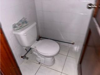 Foto 19 de Sangolqui, Local Comercial en renta, 130 m2, 1 ambiente, 2 baños, 1 parqueadero