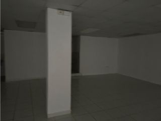 Sangolqui, Local Comercial en renta, 130 m2, 1 ambiente, 2 baños, 1 parqueadero